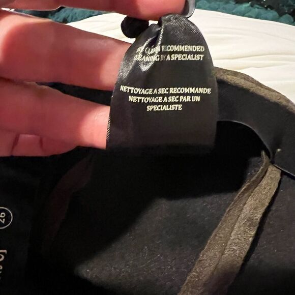 Blank NYC In The Forest Faux Suede Leggings - Picture 9 of 11